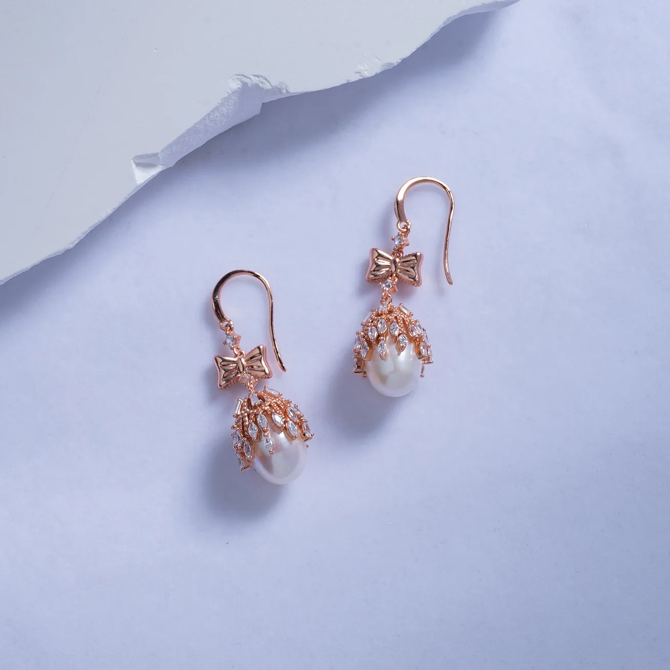 Elegant Freshwater Pearl Earrings WE00235