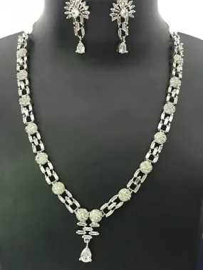 Elegant White Stone Dangle Necklace With Earrings