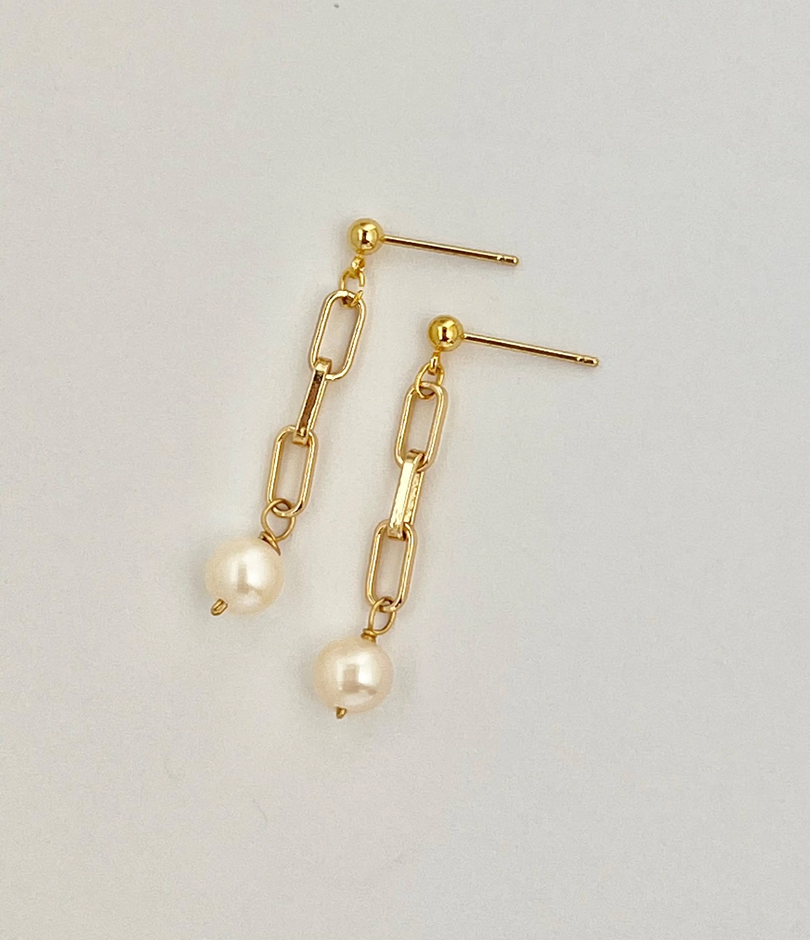 Gold Chain Link Freshwater Pearl Earrings