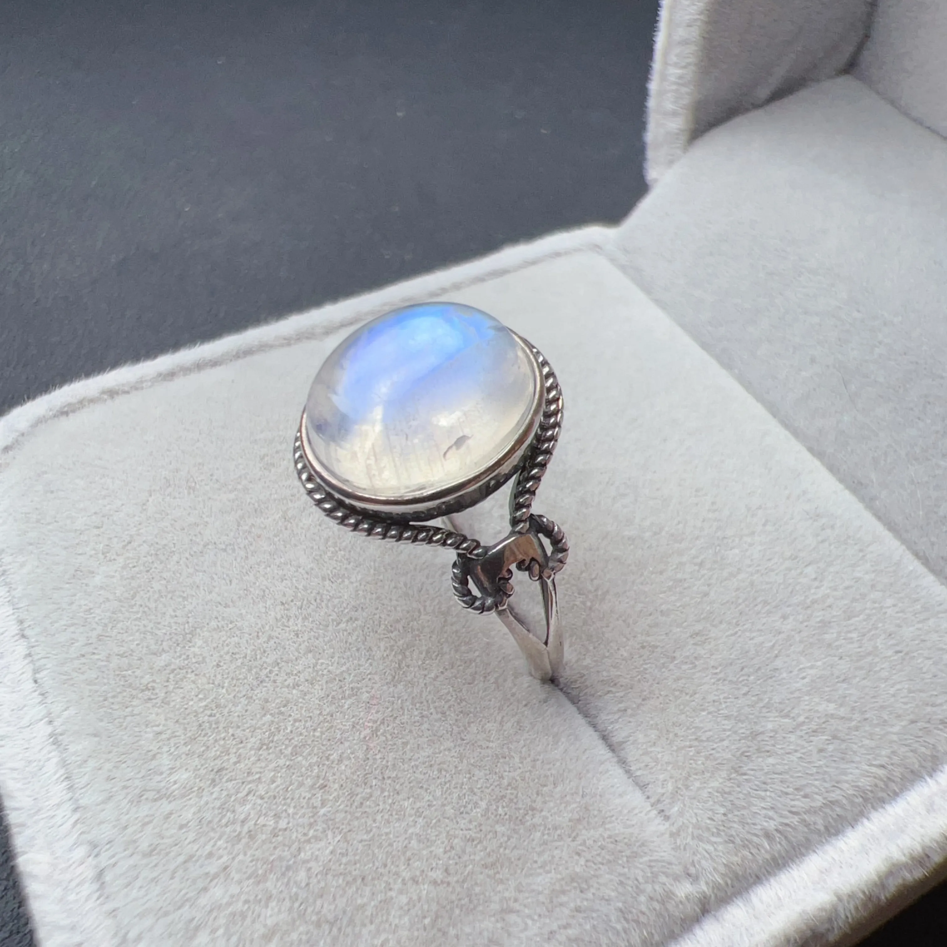 High Quality Blue Moonstone Ring Handmade with 8.3x10mm Cabochon 925 Sterling Silver