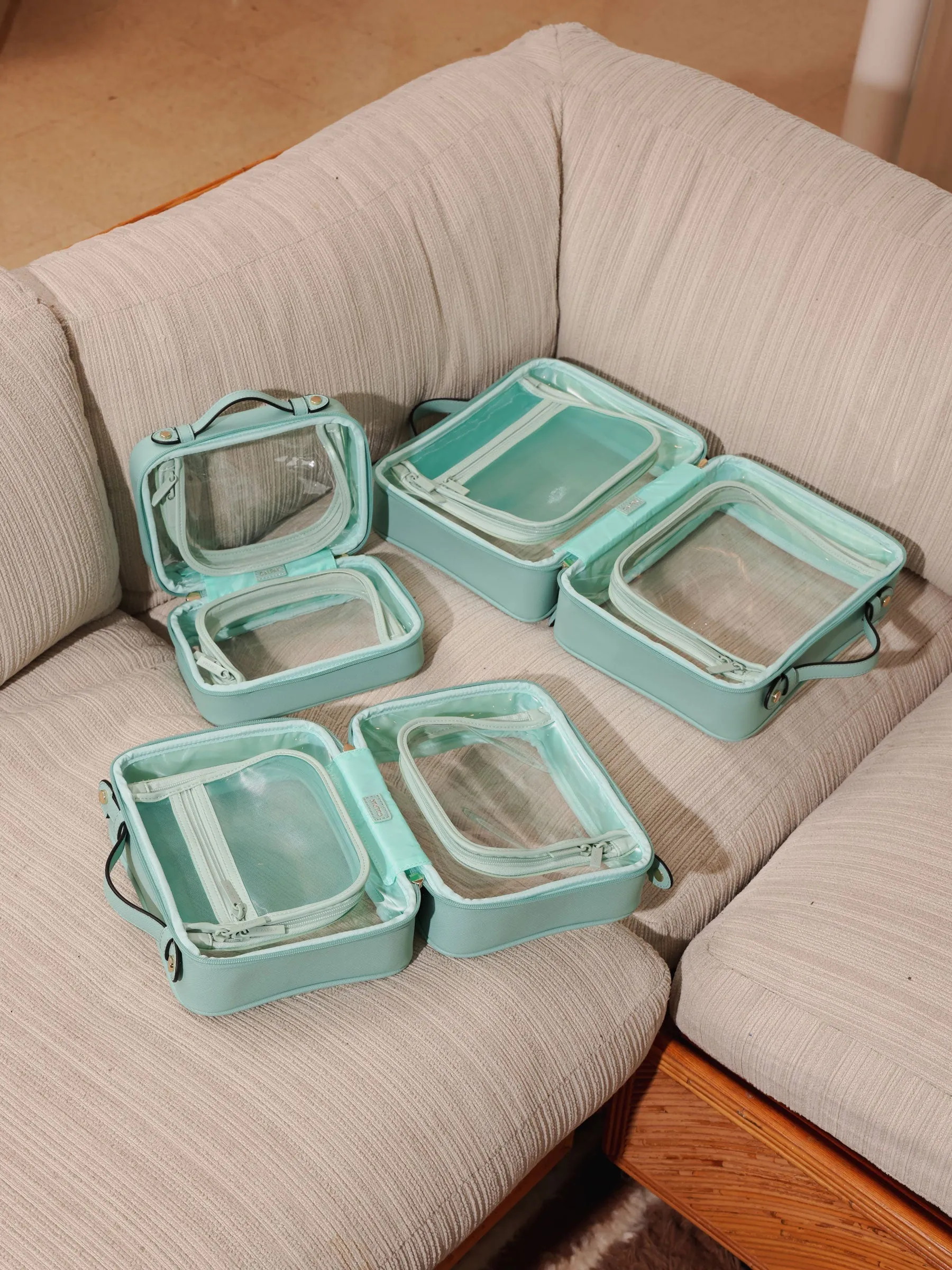 Medium Clear Cosmetics Case