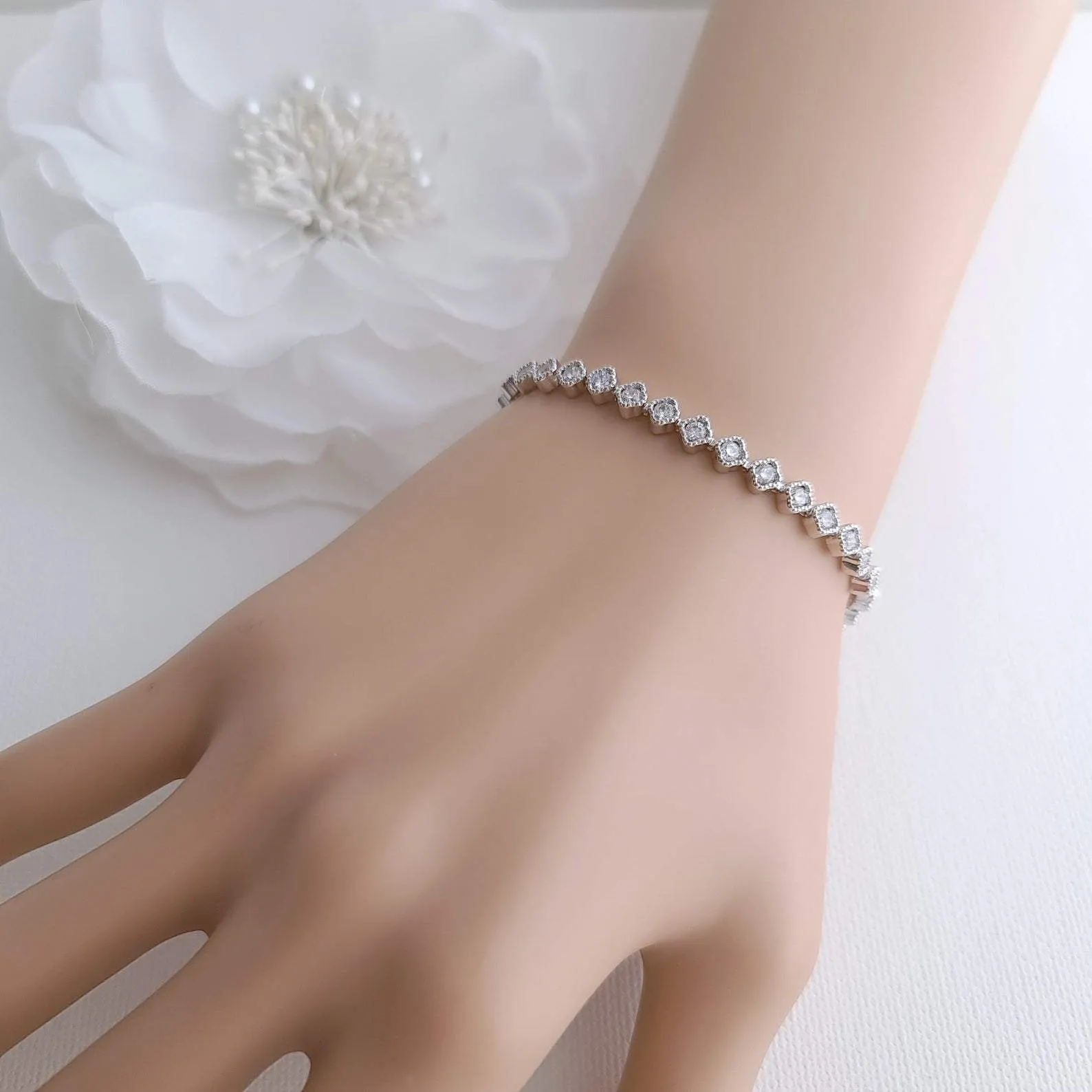 Minimal & Thin CZ Tennis Bracelet for Brides & Weddings- Lisa