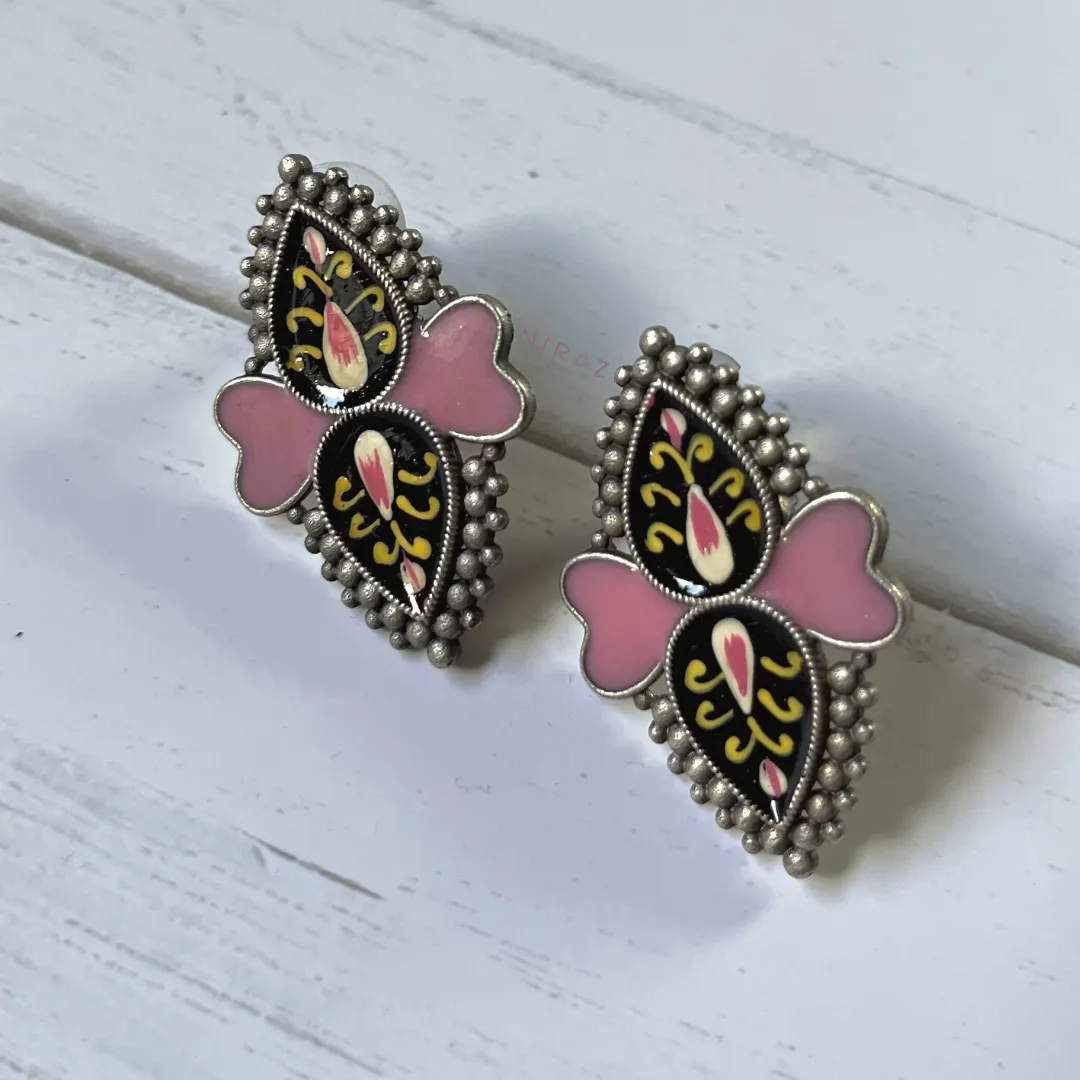 Ms. Heart - Hand painted stud earrings