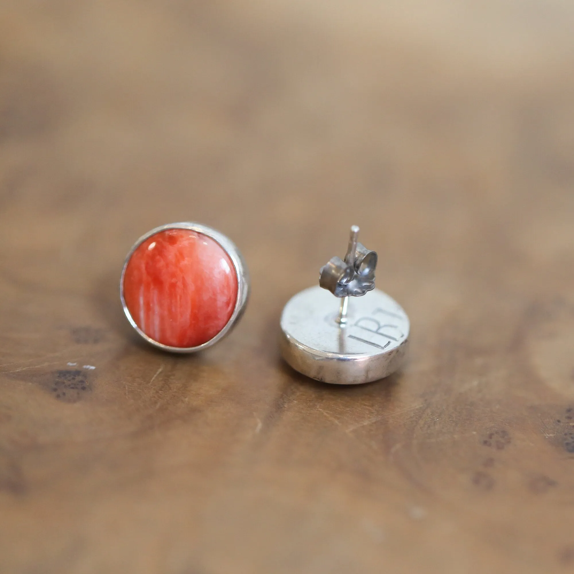 Spiny Oyster Simple Posts - Spiny Oyster Stud Earrings - Chili Pepper Red - Sterling Silver