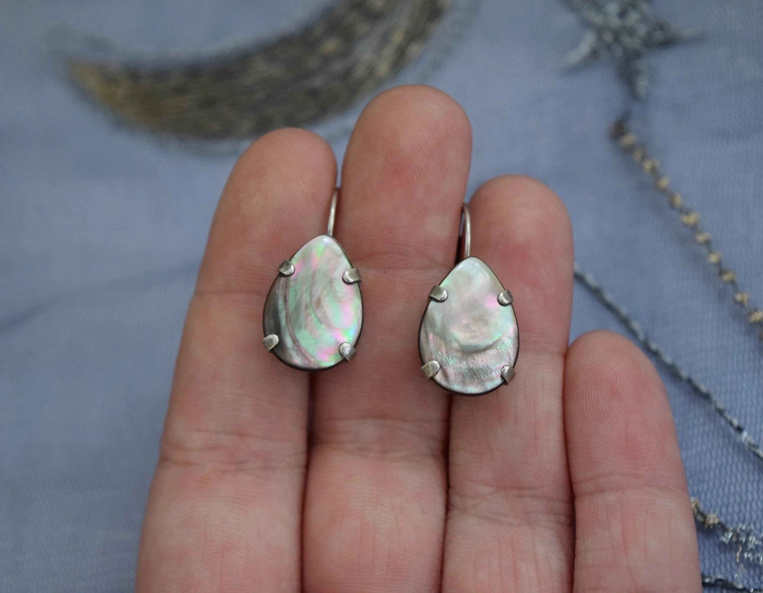 Velaris Earrings - Teardrop - Officially Licensed ACOTAR jewelry